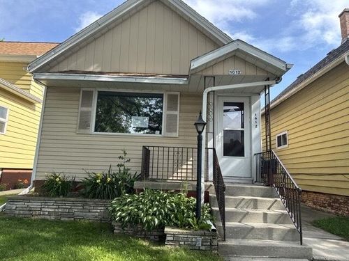 1612 Michigan Ave, Sheboygan, WI, 53081-3273 | Card Image