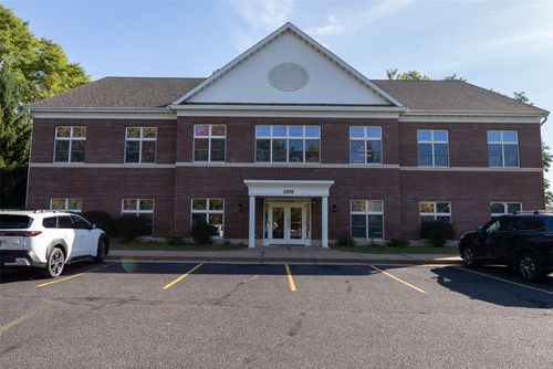 103-2519 N Hillcrest Parkway, Altoona, WI, 54720 | Card Image