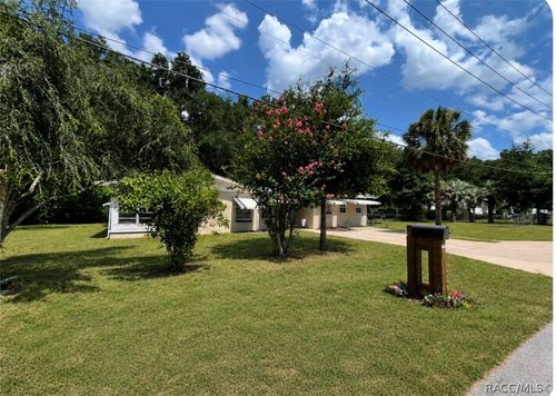 rd-7544 Se 110th Street Rd, Belleview, FL, 34420-8508 | Card Image