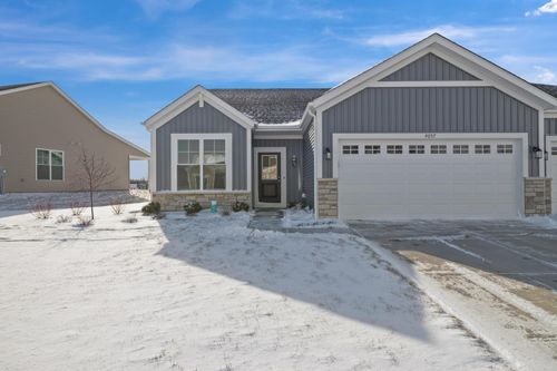 4057 Reflection Pl, Valparaiso, IN, 46385-1044 | Card Image