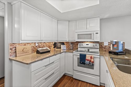apt-122-6085 Lincoln Dr, Edina, MN, 55436-1632 | Card Image