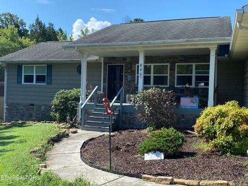 886 Pin Hook Rd, Spring City, TN, 37381-4703 | Card Image