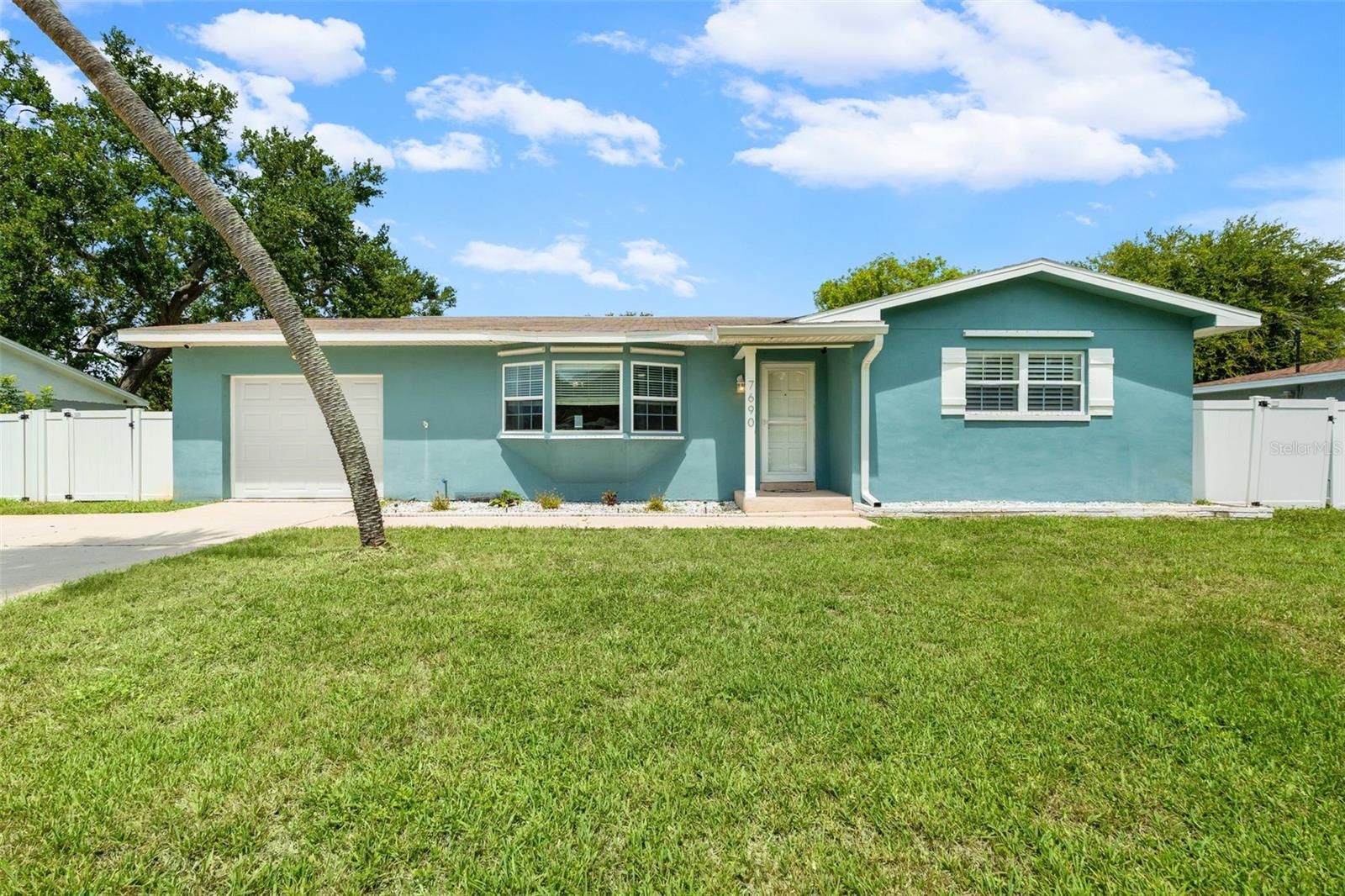 Residential in SEMINOLE