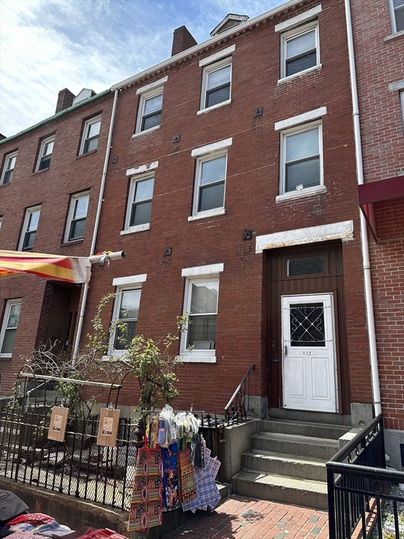 Harrison Ave, Boston, MA 02111