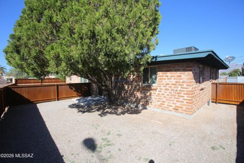 1232-1242 N Roberts Way, Tucson, AZ, 85712 | Card Image