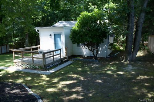 56B Shady Ln, Wading River, NY, 11792-9340 | Card Image