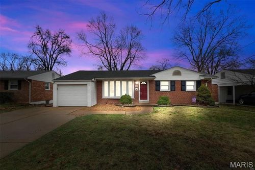 265 W Saint Anthony Ln, Florissant, MO, 63031-6818 | Card Image