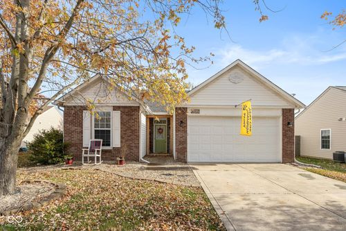 1119 Chateaugay Ct, New Whiteland, IN, 46184-9227 | Card Image