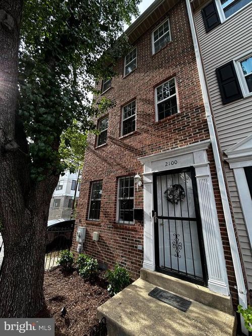 2100 Young St Se, WASHINGTON, DC, 20020-5316 | Card Image