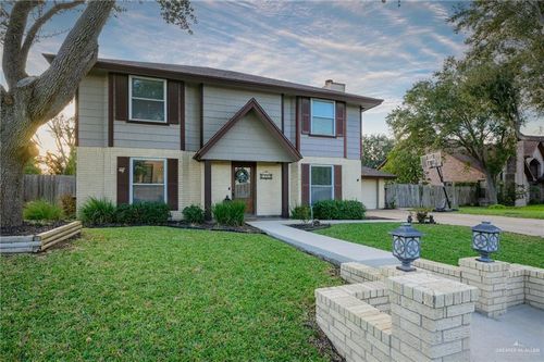 2405 Lazy Lake Dr, Harlingen, TX, 78550-8629 | Card Image
