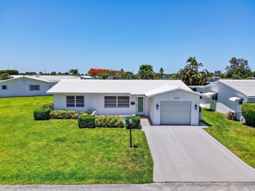 1213 Sw 20th Ave, Boynton Beach, FL, 33426-6614 | Card Image