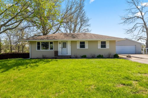 208 Willow St, De Soto, IA, 50069-1067 | Card Image
