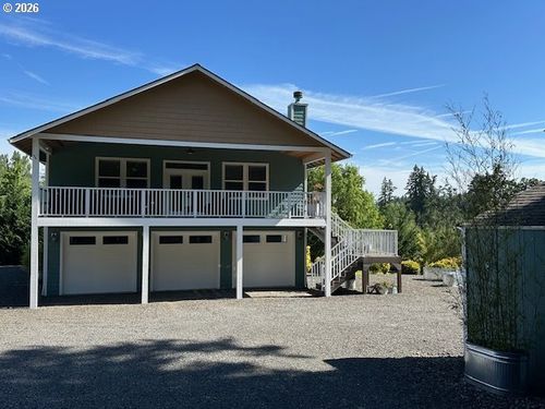 16695 S Harding Rd, Oregon City, OR, 97045-8692 | Card Image