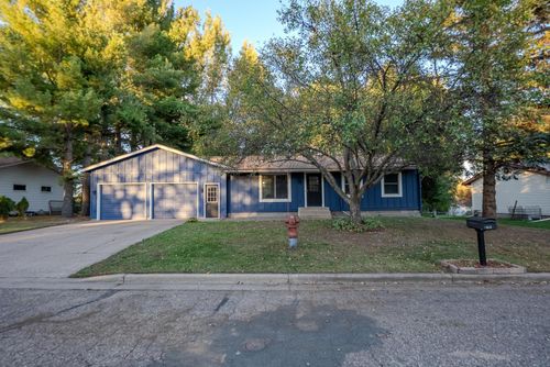 612 Hud St, Somerset, WI, 54025-9032 | Card Image