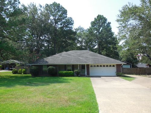 6767 Spring Valley Dr, Shreveport, LA, 71107-9601 | Card Image