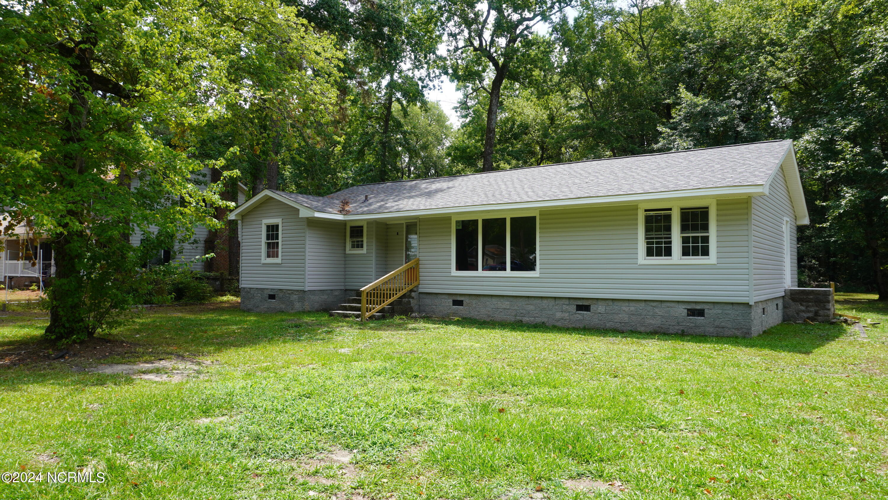 Candlewick Dr, Greenville, NC 27834