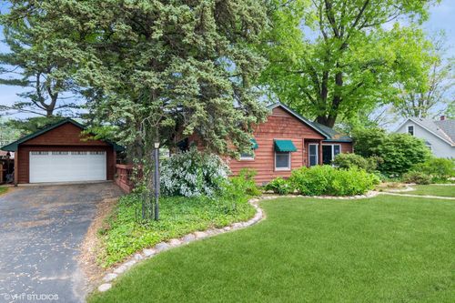 10627 S Worth Ave, Worth, IL, 60482-1315 | Card Image