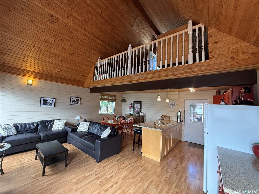 Residential in Lac La Ronge Provincial Park 5