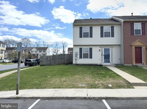 20129 Daniels Cir, HAGERSTOWN, MD, 21742-8135 | Card Image