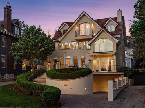 2683 E Lake Of The Isles Pkwy, Minneapolis, MN, 55408-1051 | Card Image