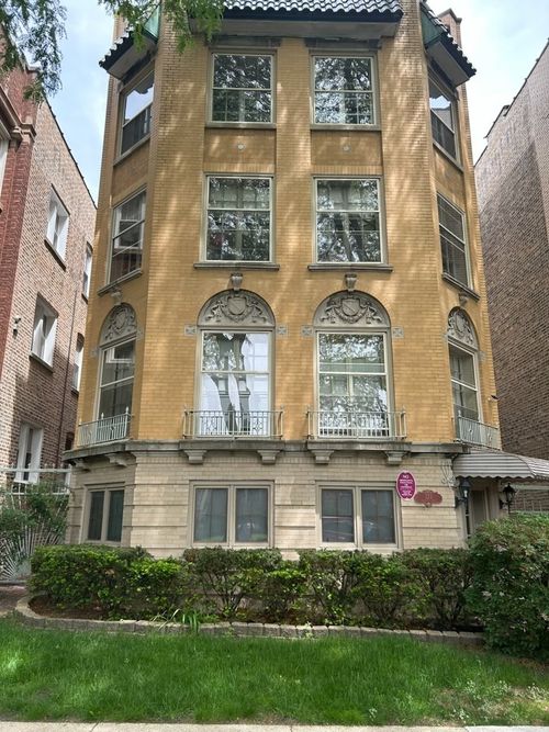 1-723 Dobson St, Evanston, IL, 60202-5000 | Card Image