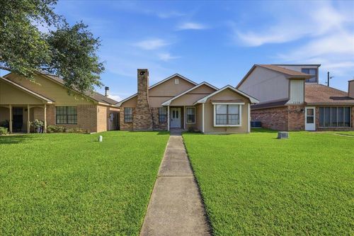 1554 Bryant Way, Beaumont, TX, 77706-3104 | Card Image