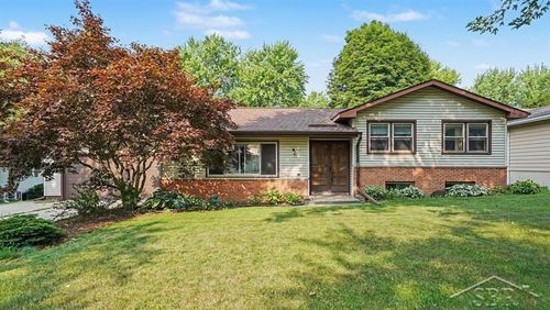 209 Westview Dr, Alma, MI, 48801-2169 | Card Image