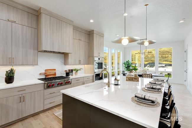 2528 S Linnet Pl, House other with 4 bedrooms, 4 bathrooms and 4 parking in Boise ID | Image 8