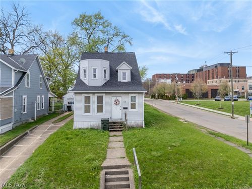 703 Arlington Avenue Sw, Canton, OH, 44706 | Card Image