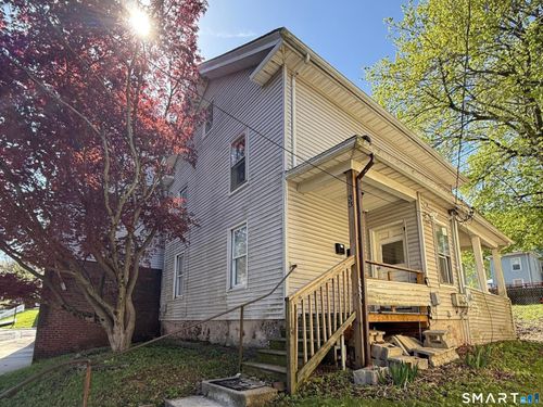 33 Olive St, Meriden, CT, 06450-5761 | Card Image