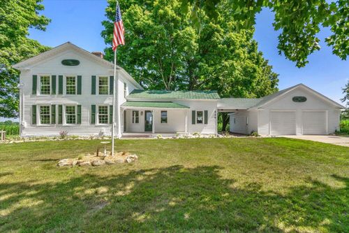 829 Miller Rd, Plainwell, MI, 49080-9593 | Card Image