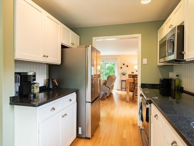 40 - 40 Bay Farm Rd, Condo with 2 bedrooms, 3 bathrooms and 1 parking in Duxbury MA | Image 8