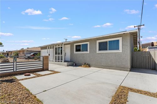 2712 Alcoa Ave, Las Vegas, NV, 89102-6011 | Card Image