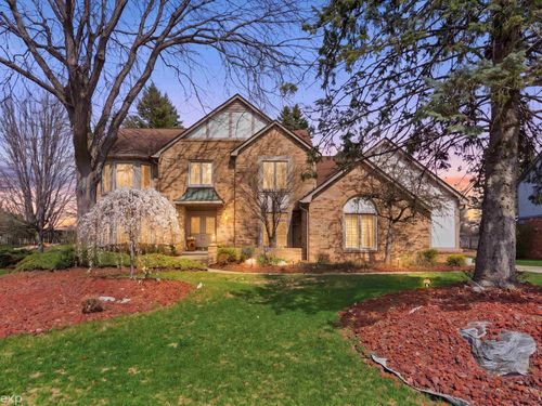 48290 Lake Land Dr, Shelby Township, MI, 48317-2133 | Card Image