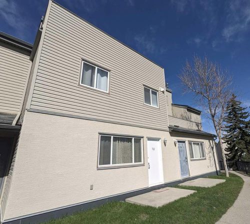 702-1540 29 St Nw, Calgary, AB, T2N4M1 | Card Image