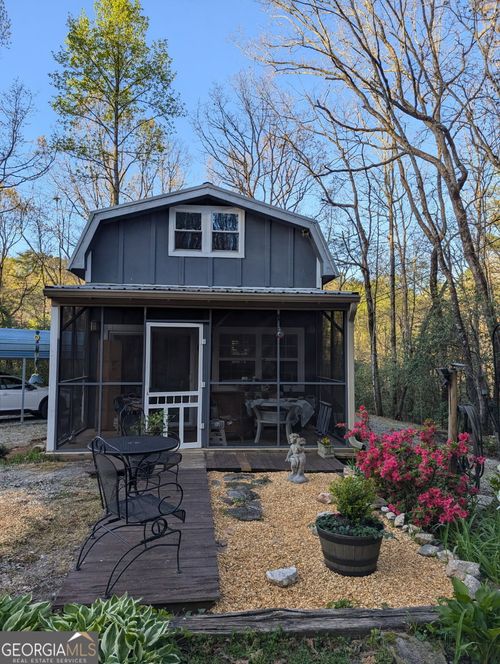 1063 Joe Davis Rd, Tiger, GA, 30576-2107 | Card Image