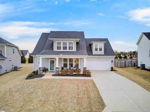 569 Fenwick Dr, woodruff, SC, 29388-8052 | Card Image