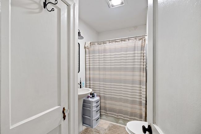 702 Irving St, House other with 4 bedrooms, 3 bathrooms and null parking in Farmville VA | Image 25
