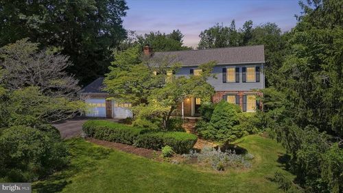 4556 Lawnvale Dr, GAINESVILLE, VA, 20155-1230 | Card Image