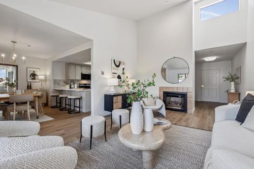 23-793 Elm St, San Carlos, CA, 94070-3078 | Card Image