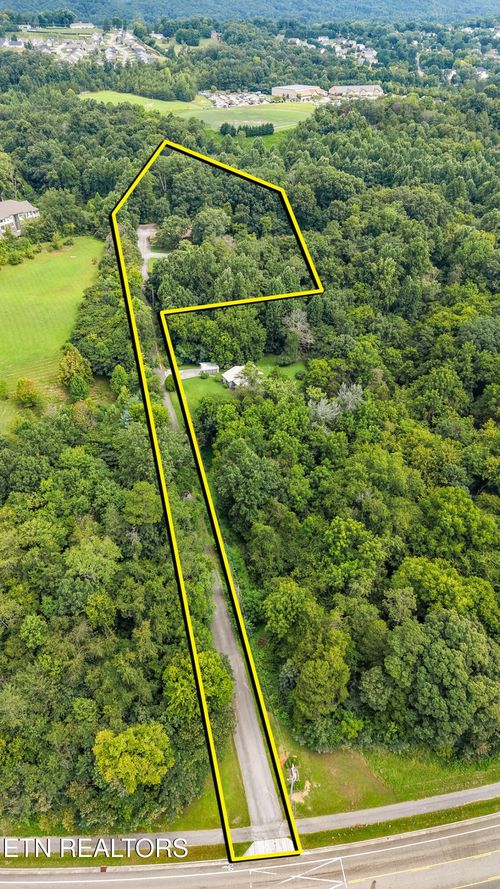 11749 Snyder Rd, Knoxville, TN, 37932-2958 | Card Image