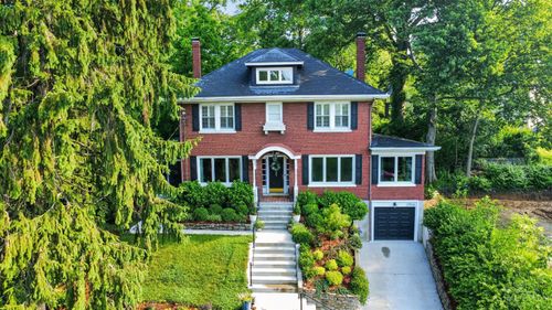 2924 Erie Ave, Cincinnati, OH, 45208 | Card Image