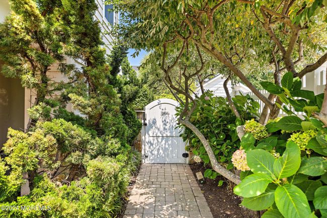 27 17 Th St, House other with 5 bedrooms, 5 bathrooms and null parking in Surf City NJ | Image 92