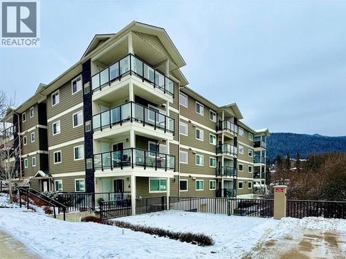 403-330 4 Ave Se, Salmon Arm, BC, V1E0E2 | Card Image
