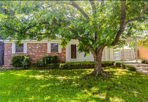 206 Steven Dr, Little Rock, AR, 72205 | Card Image