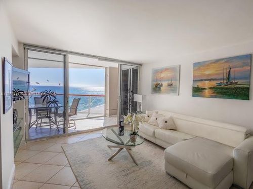 apt-1608-6767 Collins Ave, Miami Beach, FL, 33141-3267 | Card Image