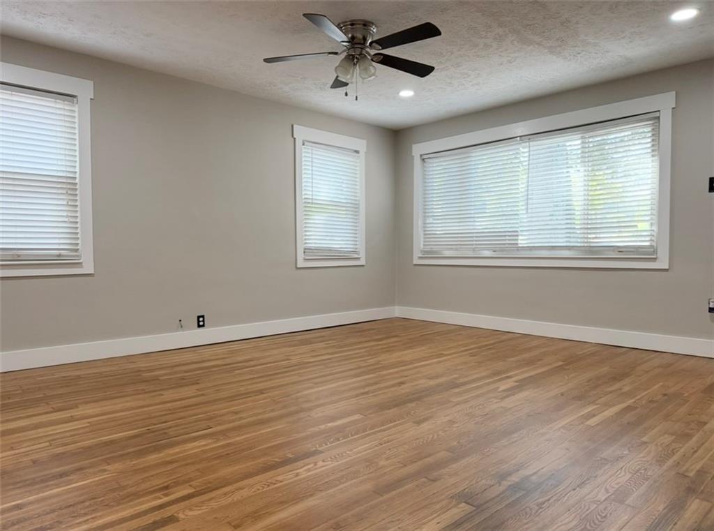 Residential Income in Brookhaven 4