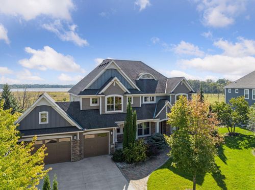 22 Leaf Wing Dr, North Oaks, MN, 55127-6162 | Card Image