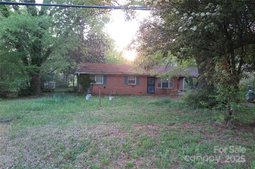 4814 Chapel Grove Rd, Gastonia, NC, 28052-8184 | Card Image