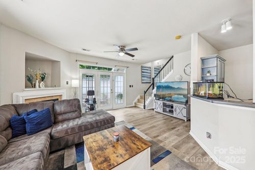 8259 Carob Tree Ln, Charlotte, NC, 28215-7149 | Card Image